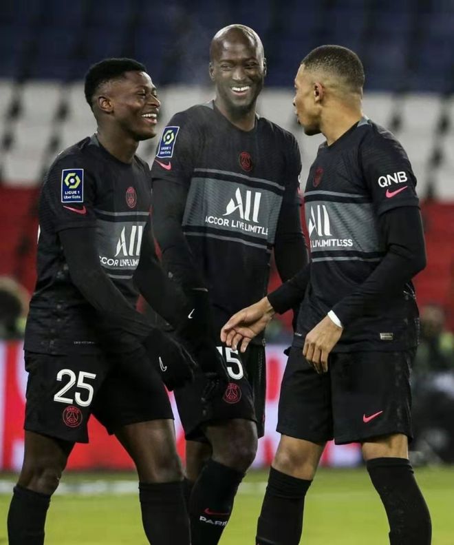 陀螺高洪波作者资料